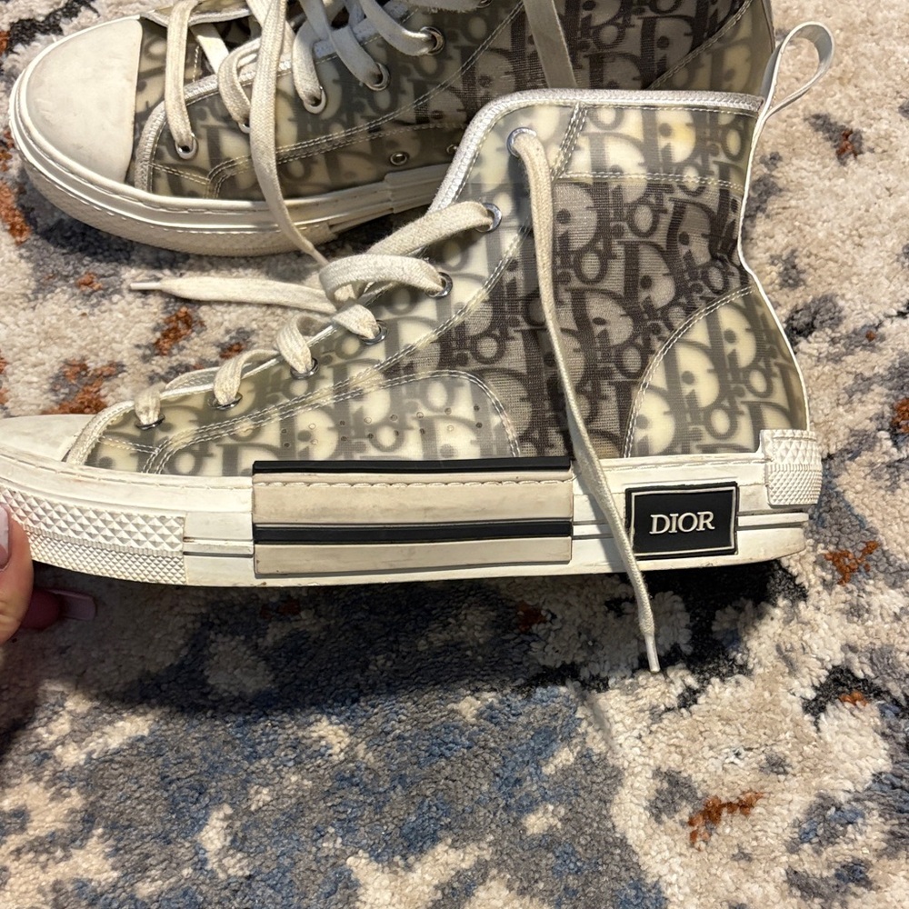 Dior High-Top Sneakers in Cream and Gray - Picture 3 of 4